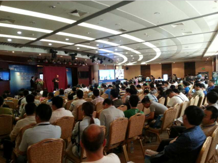 55寸窄边液晶拼接