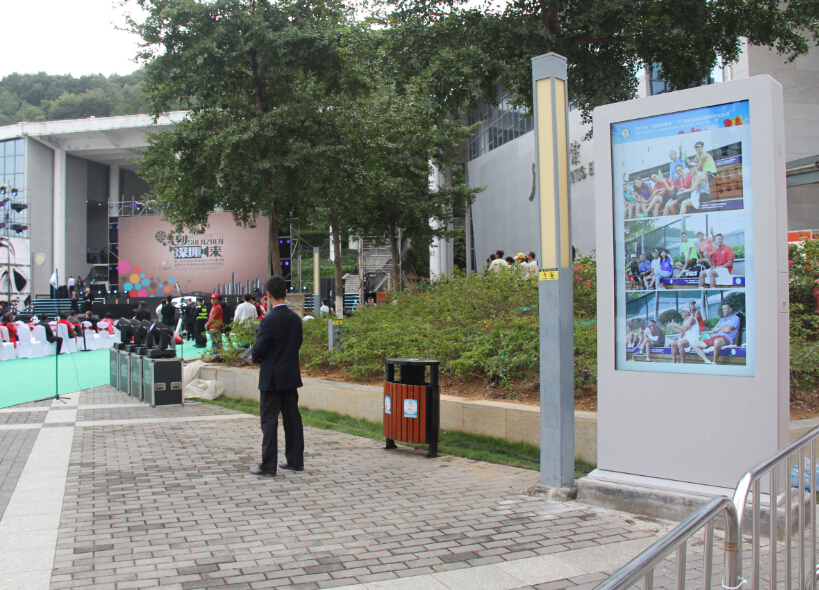 户外防水广告机