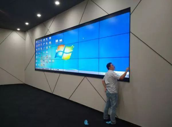 液晶拼接屏的安装方式