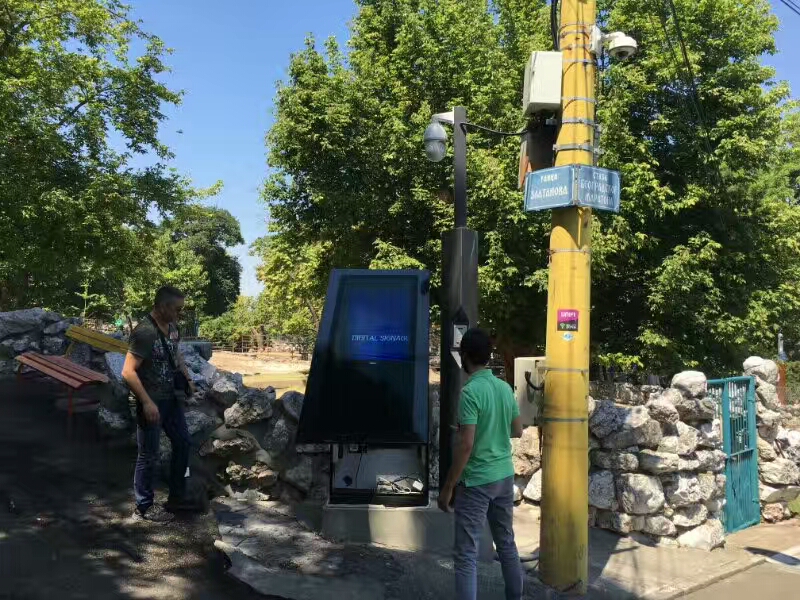 雅迅达户外广告机案例