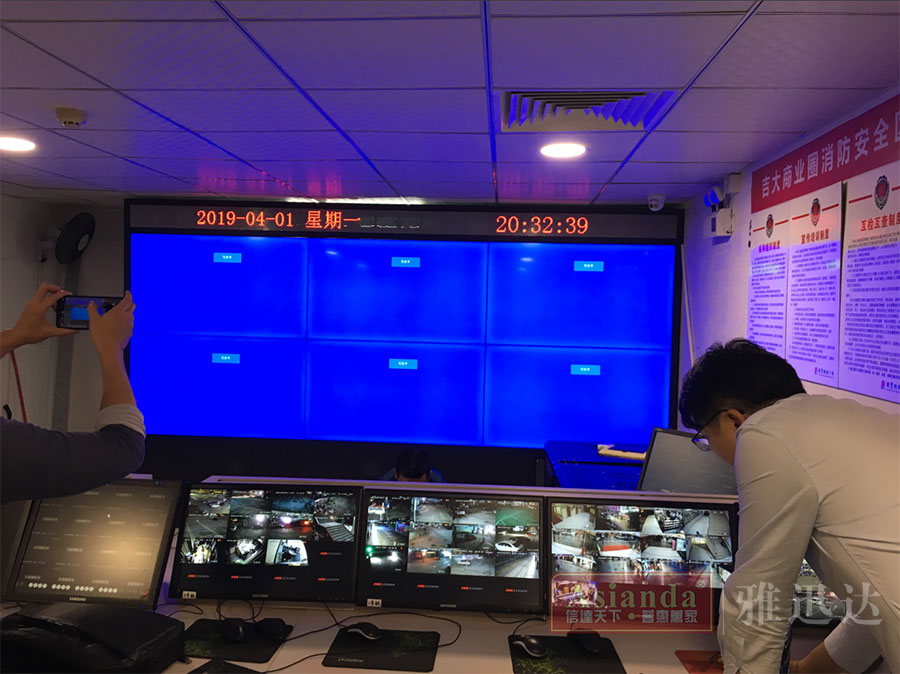 深圳液晶拼接屏厂家