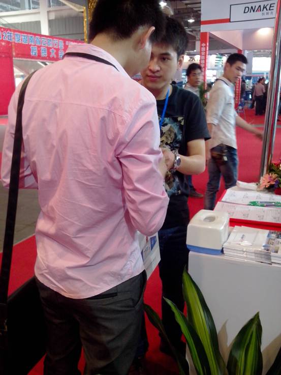 魅力长沙 风采依旧——雅迅达屏显天下84寸监视器惊艳亮相