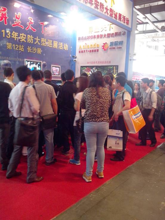 魅力长沙 风采依旧——雅迅达屏显天下84寸监视器惊艳亮相